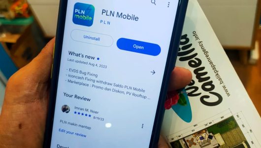 Cerita Pelanggan, Dapat Kemudahan Layanan Lewat PLN Mobile. Foto PLN