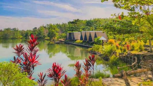Pesona Danau Kumbara destinasi wisata di Desa Kota Bangun III Kota Bangun Darat yang dibangun dari kolam eks tambang. Foto Istimewa