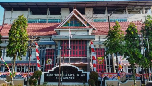 Gedung DPRD Samarinda Kalimantan Timur. Foto News Balikpapan