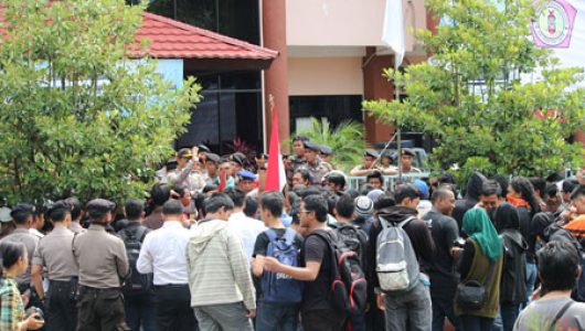Demo PLN Balikpapan