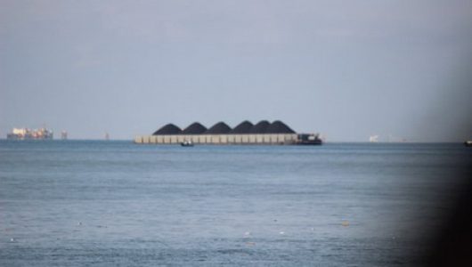 Kapal batu bara Kaltim