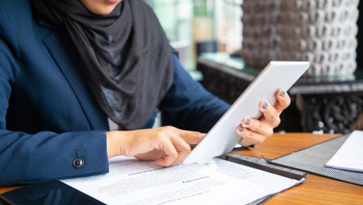 Ilustrasi pekerja dalam kantor. Foto Freepik