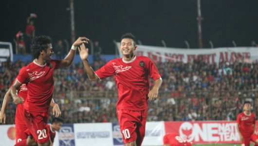 Pemain timnas rayakan gol di Balikpapan