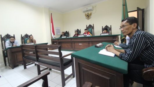 Proses peradilan Tabloid Gugat