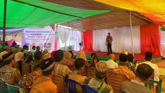 Wali Kota Samarinda Andi Harun menghadiri syukuran bersama masyarakat di Kelurahan Sidodamai. Foto istimewa