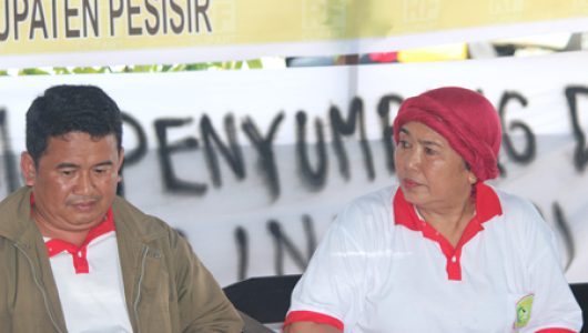 Warga Kutai Pesisir