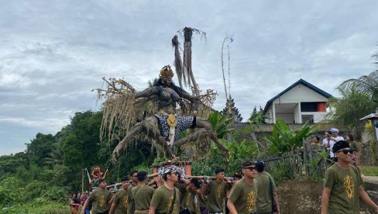 Suasana pawai ogoh-ogoh di Desa Kerta Buana. Foto istimewa