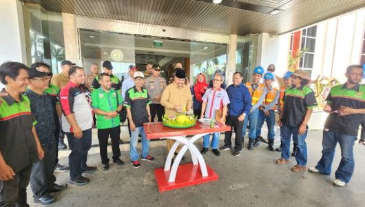 Suasana pelaksanaan upacara untuk memperingati May Day di Kukar (Istimewa)