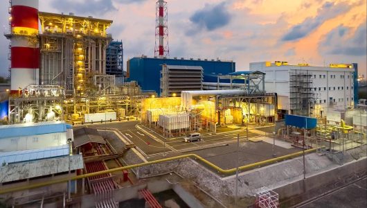 Tampilan Pembangkit Listrik Tenaga Gas dan Uap (PLTGU) Tambak Lorok Blok 3 yang berkapasitas 779 Megawatt (MW) di Semarang. Foto PLN