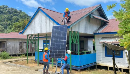 PT PLN (Persero) terus menyalakan semangat pendidikan di wilayah pelosok Kalimantan Timur (Kaltim) dan Kalimantan Utara (Kaltara). Foto PLN